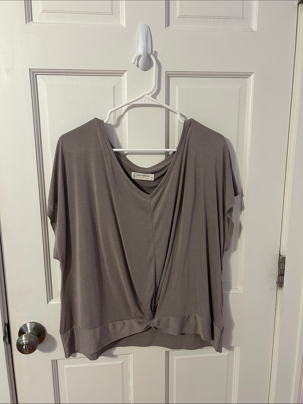 Lucky Brand Taupe Twist-Front Short Sleeve V-Neck Top
